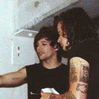 larry library (@crushingonlarry) 's Twitter Profile