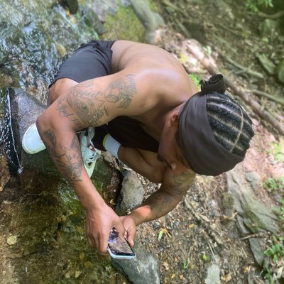 If it don’t make dollars it don’t make sense‼️ ♋️♋️