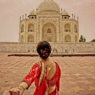Xəyallar həqiqətin üstündədir,xəyal olmaq istəyirəm.
Aze bir indian.💫🌻
#लव
Hobbi:Kitab oxumaq💆🏻♀️