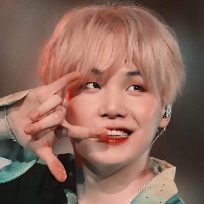 ariana62639912's profile picture. 