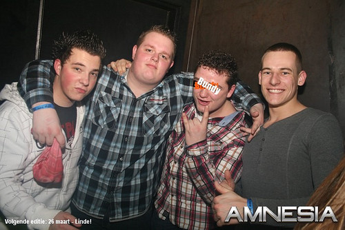 RoyyOnTwit's profile picture. ALIAS - @iAmROYiNHO - official http://t.co/7pUc2xsT1p Promotor & Artist - PRIVÉ ACCOUNTJE