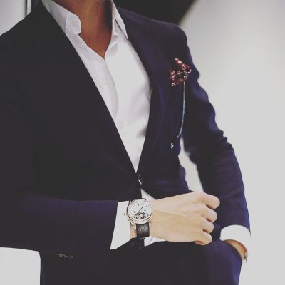 I have a unique talent for taking complex concepts and creatively polishing them to reach and connect with the intended audiences.