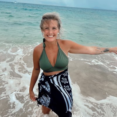 sofieloafie's profile picture. "Be nice to everyone, always smile and appreciate things because it could all be gone tomorrow." -Ed Sheeran