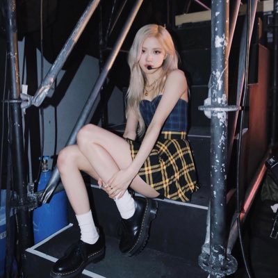 ꧁❣︎ 𝙼𝚊𝚒𝚗: @RxbloxSxnset ❣︎꧂