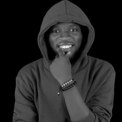 seunoyebode's profile picture. SaaS PM | Man in Christ | #AWSCertified | #MUFC