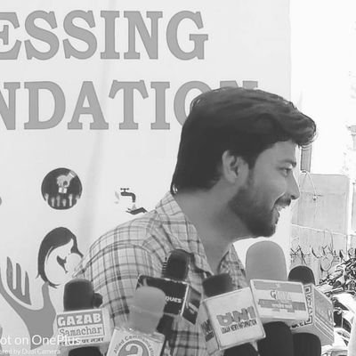 Founder Of Blessing Foundation (https://t.co/vqc4pSUgvX)
मैं कभी हारता नहीं ।
या तो जीतता हूँ या कुछ सीखता हूँ
