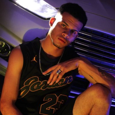 I am an athlete and passionate about photography! Web Model #Chaturbate #bongacams