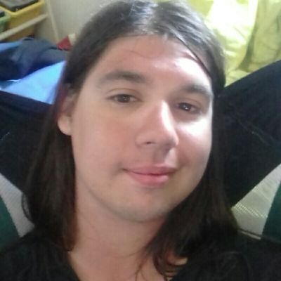 New Twitter, ladies man, love meeting people, helping others, being me, etc