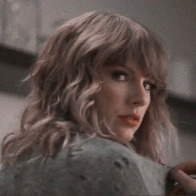 #LWT: it’s not a bad life, it’s just a bad day ⋆。˚☽˚。⋆ ot5 | she/her | larrie ⋆。˚☽˚。⋆