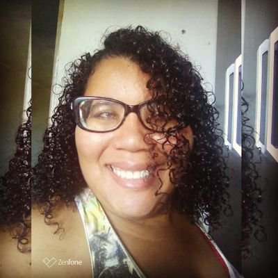 Se permuta ser o que você quiser 🌺🌹
🛑 Titia da princisa Analú
🛑 formarda em Pedagogia
🛑Amo a Deus
🛑Devota de nossa senhora Aparecida e Santa Rita