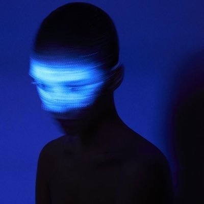 bo lepiej jest spłonąć niż się wypalić. she/her. wattpad: LittleTinyLoser.