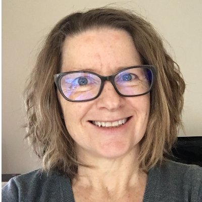 Content designer. Writer and editor of clear, concise product UX and UI content. Love typography, illuminated manuscripts, and knitting.