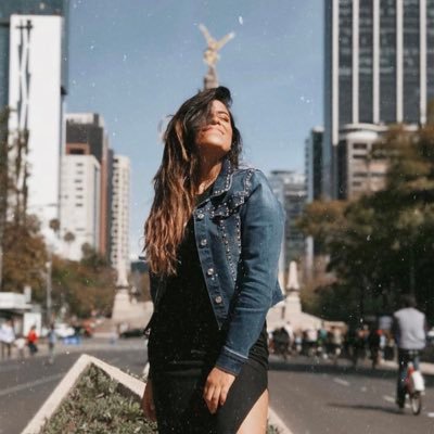 Un churro, una chela y un taco, ser feliz te sale barato. ⚡️🌈✨🪐