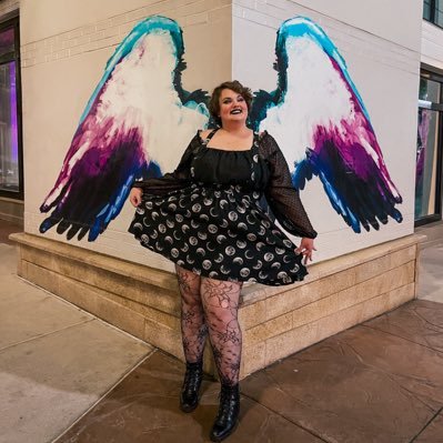 KenzutheGreat's profile picture. She/her; House Plant; Snake & cat mom; I’ll adopt/support you, if you need new/better family; Level 27; Level up 06/29