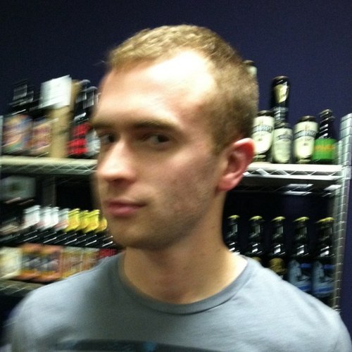 deakaleak's profile picture. 