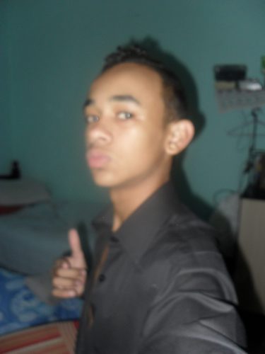 me adiciona no orkut é igor_iguinho12@yahoo.com.br ou no msn é igor_custelinha@hotmail.com