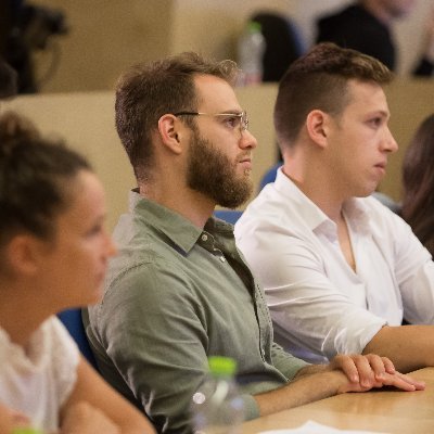 Uri__Friedman's profile picture. יועץ בחברת ייעוץ אסטרטגי, מתעניין בפילוסופיה, טכנולוגיה, ופוליטיקה
..
קצת כבוד ודרך ארץ לא יזיקו, חשוב גם לצחוק 😄