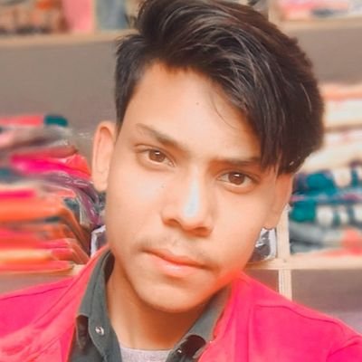 OfficialMoin3's profile picture. 