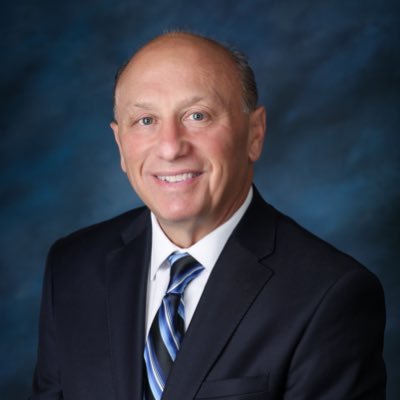Dr. Jeff Davis, Superintendent of the Oak Park Unified School District