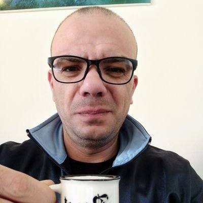 iakwvoss's profile picture. 