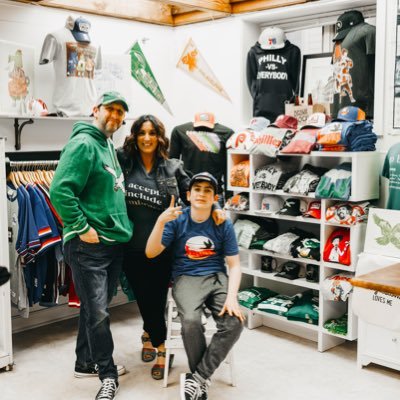 Coolest selection of Retro/vintage inspired clothes from babies to adults. Old school Philly and throwback sports is our game.