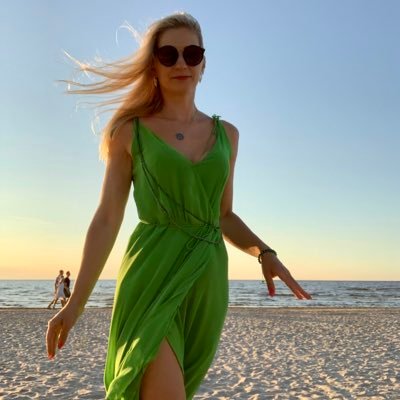 maya44482903's profile picture. Happy go Lucky