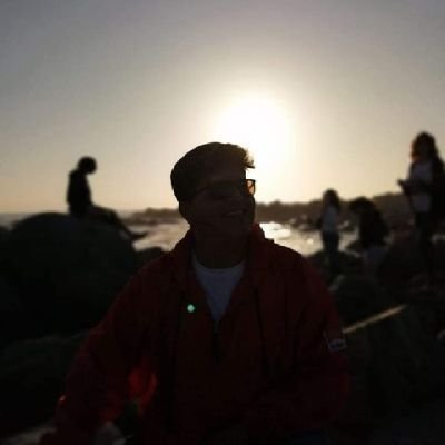 la cuenta qla la tengo desde que tenía 10 años más o menos, no leer tuits anteriores a 1/7/21 si no se quiere morir de cringe.