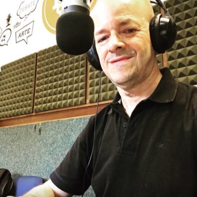 MarceloRubinC's profile picture. Hay más motivos de los que uno cree para alegrarse.