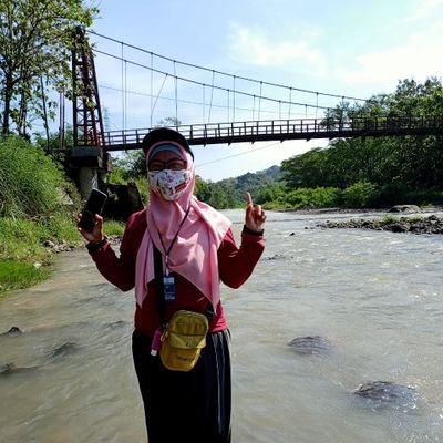 india_yuli's profile picture. Allah Maha Baik, 

Sukses itu menjadi orang yg bermanfaat utk oranglain,

Woles penting happy
