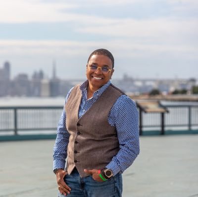 Award winning techie, City of Oakland commissioner, former CTO for San Francisco, tech biz owner, marrying my passion for tech & community #God #Ohio #BLM✊🏾 🌈