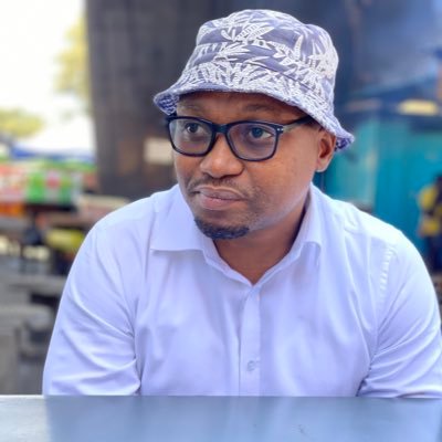 DitjhabaS's profile picture. I am a part of you. Family man, Software Engineer/Architect, Gooner, Khosi, citizen of the world, Solving Africa's problems through software