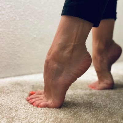 toes_delight's profile picture. Sweet and sexy feet 🦶🏼❤️ DM me for requests and tell my feet what to do 😈💋 Cashapp only!!!!