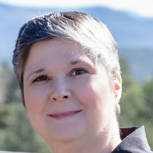 Research Coordinator / Marketing Manager for Amendola Communications @AmendolaComm: Healthcare IT, PR & Marketing. Posts are my own. 🏳️🌈