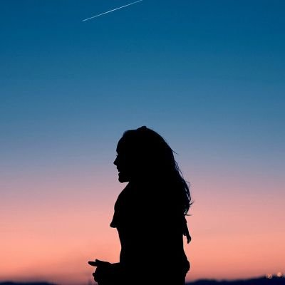 JnhNv1YkbNFJS45's profile picture. 