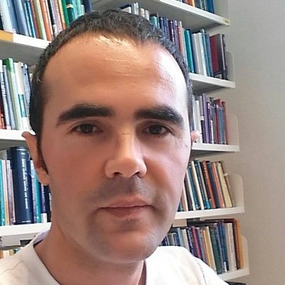 Holds a PhD in Applied Linguistics from UniWien.
His research focuses on collaborative writing & peer interaction among young & adolescent EFL learners.