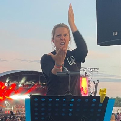 🙌🏻Registered Sign Language Interpreter 🎙performance Interpreter 🐶Jack Russell Owner #jrtlife 🚐 camper-vanner #vanlife