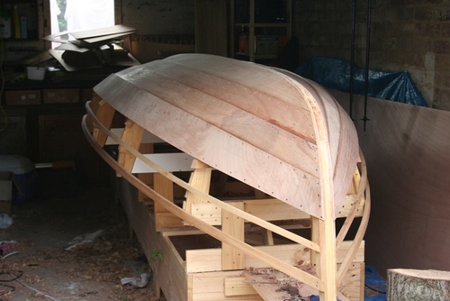 Works in IT.  Enjoys sailing and boat building