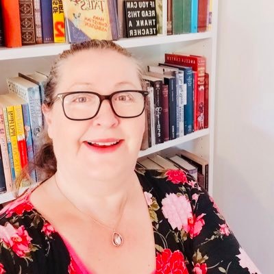 Veteran English teacher, writer, education journalist, tutor. Major league Shakespeare fan. Provider of creative writing courses. Housemate to chunky red cats.