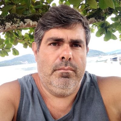 DenilAngra's profile picture. curto um bom e velho rock roll, eletrônica, praia, barzinho, uma cervejinha gelada, futebol (mengão) e uma boa conversa sem o celular.