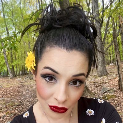 Blessed Domestic Goddess, SuperMom to 5 beautiful children, Angel Mom, Latina Trump Supporter, Autism, Culinary, Twin, Photography, Cinephile, Sharks!