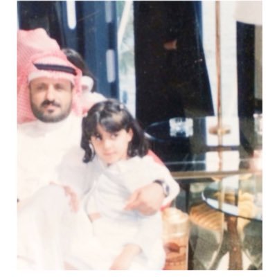 صديقة اللغة، مهتمة بالقراءة، وباحثة عن المعرفة - طالبة دراسات عليا في @_ksu