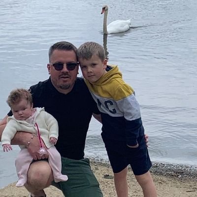 Canno86's profile picture. Proud Daddy, Crystal Palace FC & known to work in Insurance.

Oxted & District JFC U10's Manager ⚽️

#CPFC 💙❤🦅  #England 🦁🦁🦁