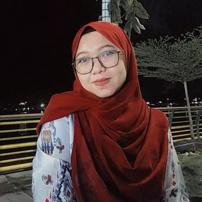 tutyhndyni's profile picture. 