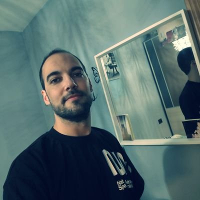 Me apasiona el fútbol.
🖥️Streamer en https://t.co/DNrkRFl5Gt