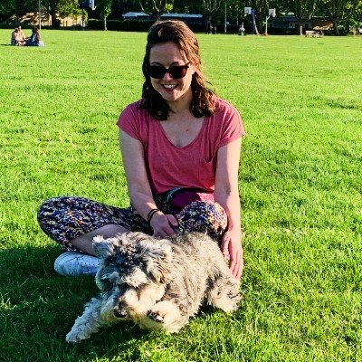 Sophie_Genomics's profile picture. Comms @GenomicsEngland | Passionate about making #research accessible | PhD in cell biology 🔬| Mostly tweets about #science 🧬,#health 🩺 and #dogs 🐶