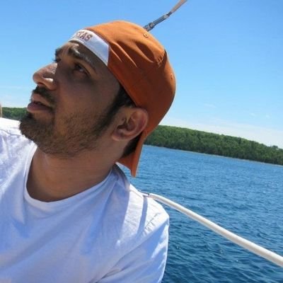 Founder; https://t.co/gYpK3WSTs4; #EventTech since 2014 ; https://t.co/IwGIF7nRUz. 
Go horns 🤘 . @UTAustin