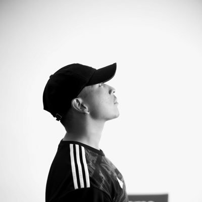 VASQUEZK0613's profile picture. Photographer: Lifestyle x Street x Portraits                                                  IG: Vasquezk0613