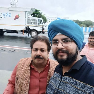 AmanDee05208970's profile picture. R S S