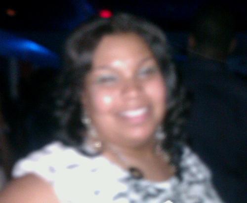 powwow27's profile picture. 