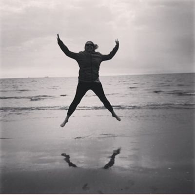 Panda56281791's profile picture. Always trying my positive pants on but if they do not fit,  Gin.